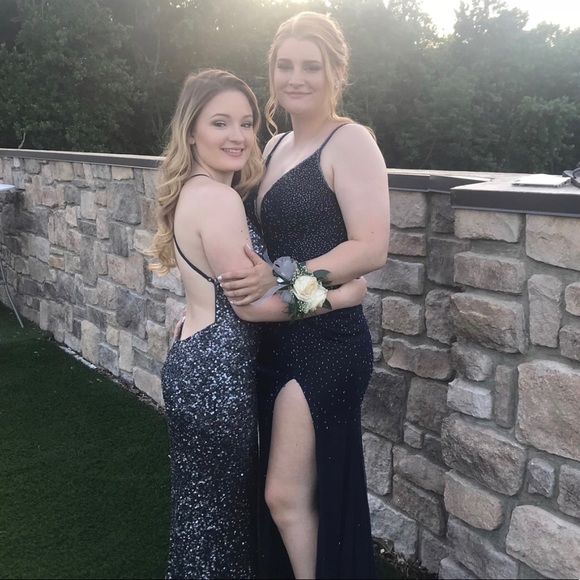 Meet your Posher, Nicolette - Picture 1 of 1